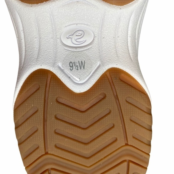 Easy Spirit Travelport 19 Mules. Size 9 1/2 W - Picture 8 of 11